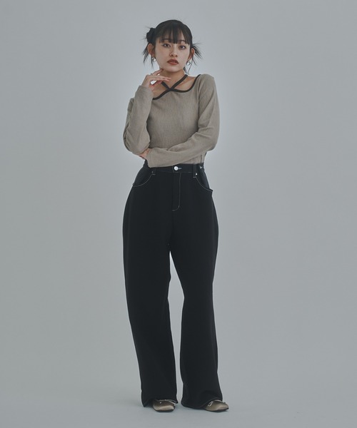 bita.(ビタ)の「ジャガードチョーカートップス(Tシャツ/カットソー・レディース・ブラック/グレイッシュベージュ/ブルー・FREE)」の14枚目の写真