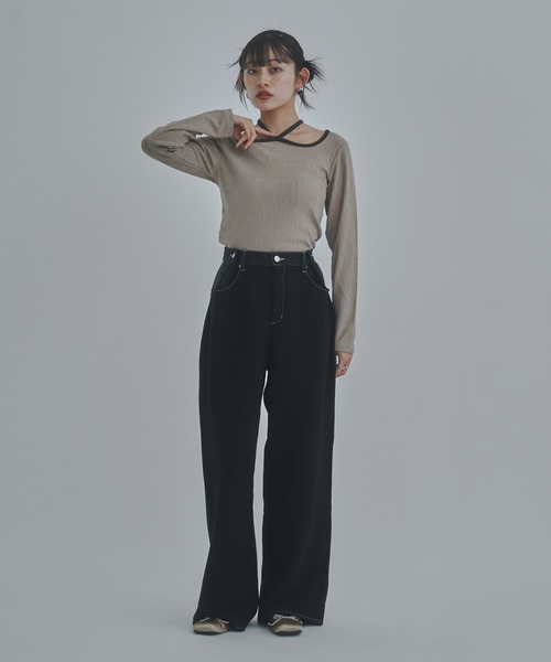 bita.(ビタ)の「ジャガードチョーカートップス(Tシャツ/カットソー・レディース・ブラック/グレイッシュベージュ/ブルー・FREE)」の15枚目の写真