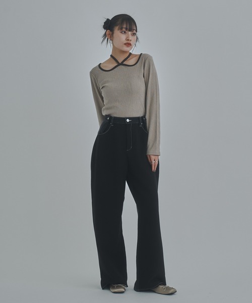 bita.(ビタ)の「ジャガードチョーカートップス(Tシャツ/カットソー・レディース・ブラック/グレイッシュベージュ/ブルー・FREE)」の16枚目の写真