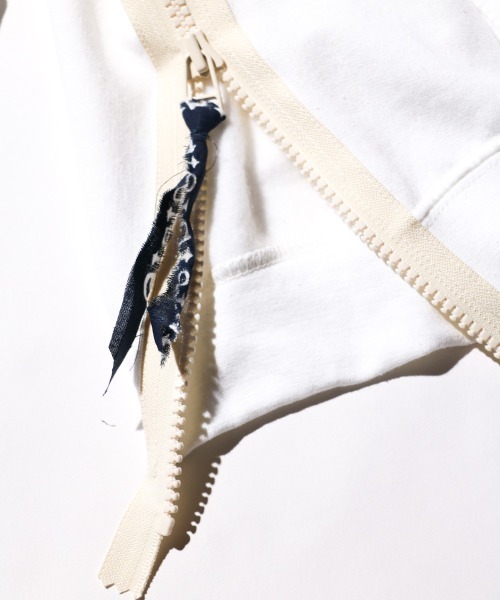 THRIFTY LOOK(スリフティールック)の「THRIFTY LOOK / スリフティールック SIDE ZIP REMAKE HOODIE サイドジップ プルオーバーパーカー リメイク(パーカー・メンズ・ブラック/グレー/ホワイト・MEDIUM/LARGE/X-LARGE)」の10枚目の写真