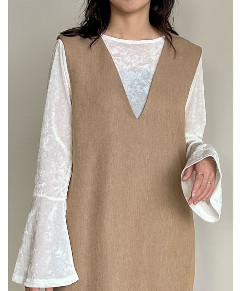 Re:EDIT（リエディ）の「[低身長サイズ有]前後2WAYポケット付き微起毛ツイルVネックジャンパースカート（ジャンパースカート・レディース・ブラック/ベージュ/アイボリー/チャコールグレー・SHORT/MEDIUM/LARGE）」の9枚目の写真