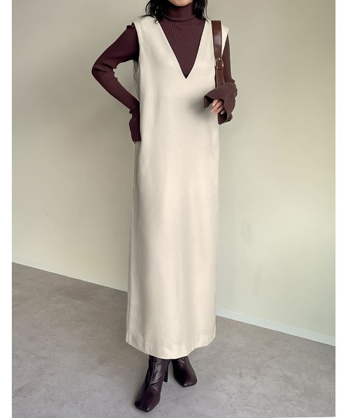 Re:EDIT（リエディ）の「[低身長サイズ有]前後2WAYポケット付き微起毛ツイルVネックジャンパースカート（ジャンパースカート・レディース・ブラック/ベージュ/アイボリー/チャコールグレー・SHORT/MEDIUM/LARGE）」の21枚目の写真