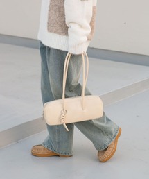 KBF | チャーム付きロングショルダーBAG(ショルダーバッグ)
