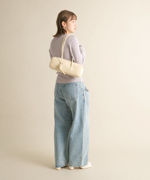 KBF（ケイビーエフ）の「チャーム付きロングショルダーBAG（ショルダーバッグ・レディース・レッド/アイボリー/ブラック・ONE）」の6枚目の写真