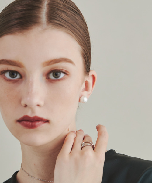 ciite' surgical stainless（シーテサージカルステンレス）の「【 金属アレルギー対応 】 シンプルパールピアス  サージカルステンレス    6mm 8mm 10mm 12mm  (両耳用)（ピアス（両耳用）・レディース・ホワイト・S/M/L/XS）」の9枚目の写真