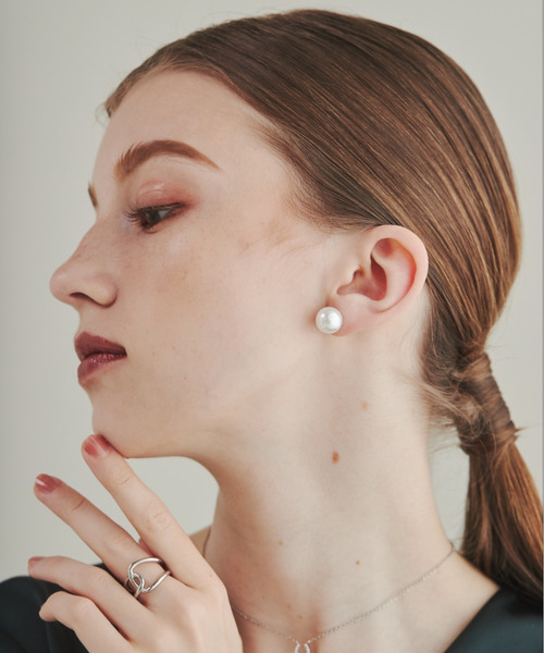 ciite' surgical stainless（シーテサージカルステンレス）の「【 金属アレルギー対応 】 シンプルパールピアス  サージカルステンレス    6mm 8mm 10mm 12mm  (両耳用)（ピアス（両耳用）・レディース・ホワイト・S/M/L/XS）」の12枚目の写真
