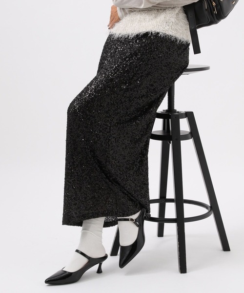 BAYFLOW（ベイフロー）の「[トレンドライクなスパンコール刺繍]スパンコールスカート（スカート・レディース・ベージュ/ブラック・FREE）」の2枚目の写真