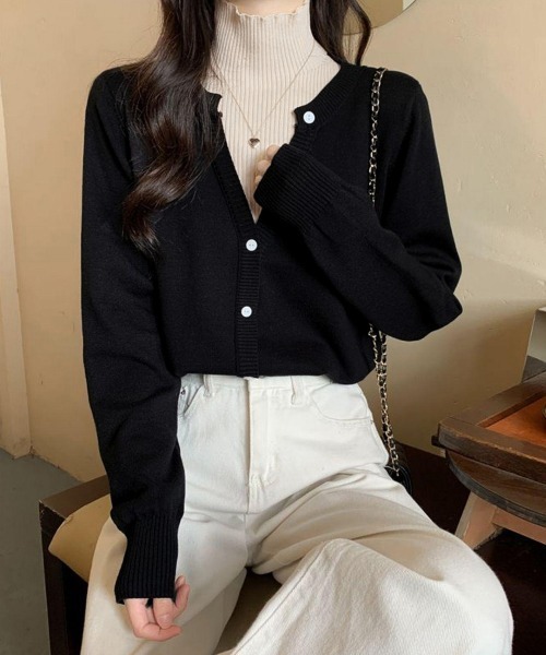 Miniministore(ミニミニストア)の「レイヤード風 ニットトップス ハイネック(ニット/セーター・レディース・ライトベージュ/ブラック・FREE)」の5枚目の写真