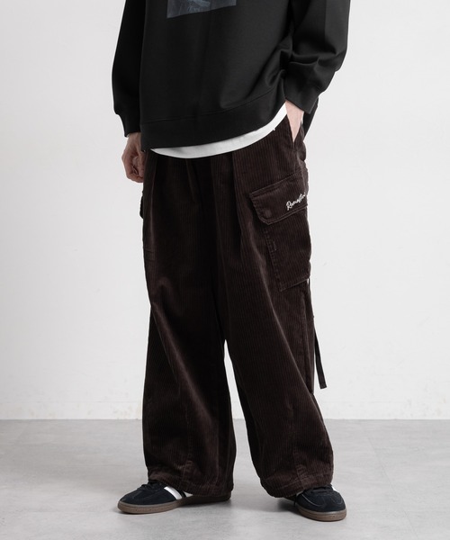 REmastered（リマスタード）の「【REmastered】フラワー刺繍/コーデュロイカーゴ/パラシュートパンツ（カーゴパンツ・メンズ・ブラウン/ブラック・LARGE/MEDIUM/SMALL）」の10枚目の写真