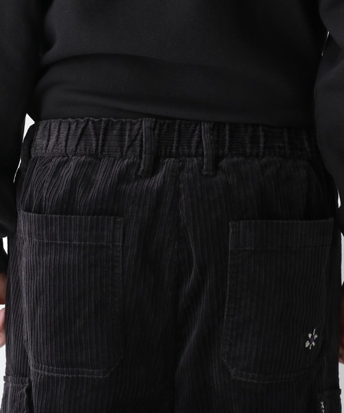 REmastered（リマスタード）の「【REmastered】フラワー刺繍/コーデュロイカーゴ/パラシュートパンツ（カーゴパンツ・メンズ・ブラウン/ブラック・LARGE/MEDIUM/SMALL）」の16枚目の写真