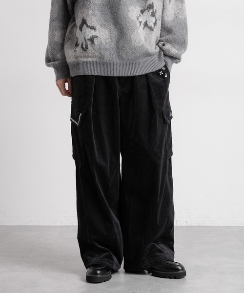 REmastered（リマスタード）の「【REmastered】フラワー刺繍/コーデュロイカーゴ/パラシュートパンツ（カーゴパンツ・メンズ・ブラウン/ブラック・LARGE/MEDIUM/SMALL）」の5枚目の写真