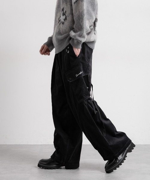 REmastered（リマスタード）の「【REmastered】フラワー刺繍/コーデュロイカーゴ/パラシュートパンツ（カーゴパンツ・メンズ・ブラウン/ブラック・LARGE/MEDIUM/SMALL）」の6枚目の写真