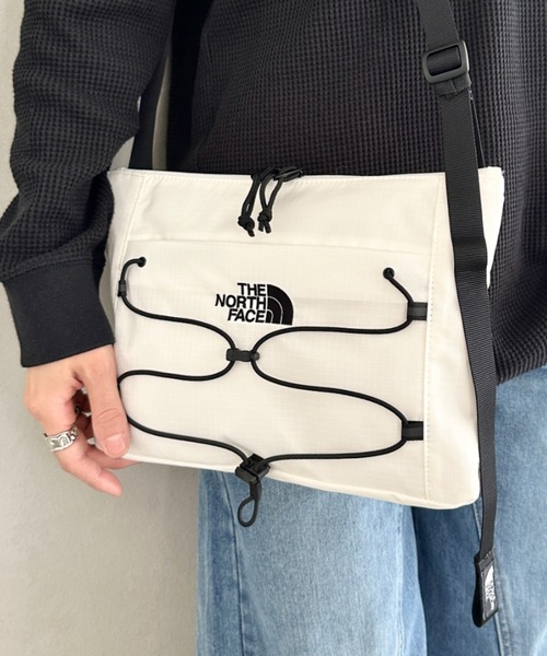 ノースフェイス　ショルダーバッグ、未使用 THE NORTH FACE ショルダーバッグ 「韓国限定・日本未入荷」THE