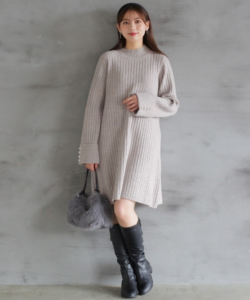 ASTORIA ODIER（アストリアオディール）の「ミルドライクワイドリブニットワンピース（ワンピース・レディース・モカ/ホワイト/ライトグレー・MEDIUM）」の4枚目の写真