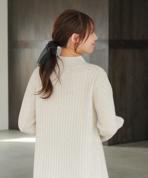 ASTORIA ODIER（アストリアオディール）の「ミルドライクワイドリブニットワンピース（ワンピース・レディース・モカ/ホワイト/ライトグレー・MEDIUM）」の14枚目の写真