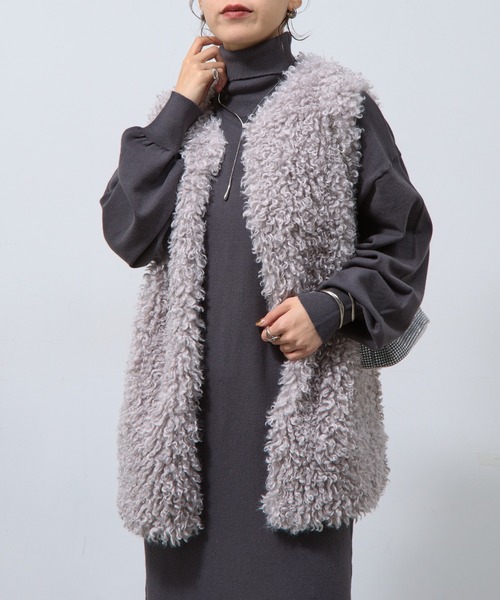 COLONY 2139（コロニートゥーワンスリーナイン）の「タートルニットワンピース（ワンピース・レディース・チャコールグレー/ブラック/ブラウン・FREE）」の4枚目の写真