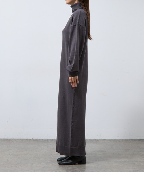 COLONY 2139（コロニートゥーワンスリーナイン）の「タートルニットワンピース（ワンピース・レディース・チャコールグレー/ブラック/ブラウン・FREE）」の15枚目の写真