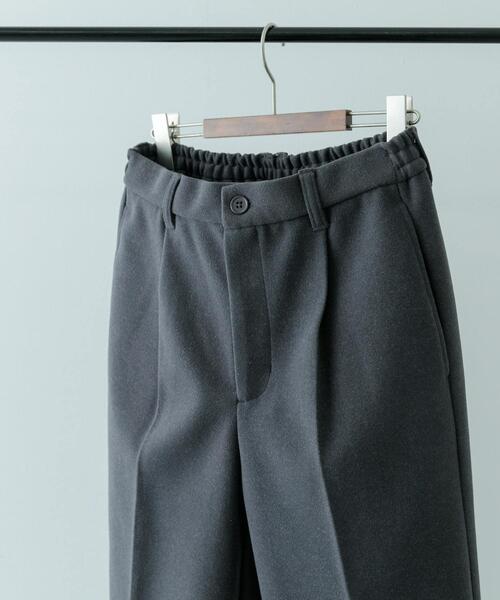 ITEMS URBANRESEARCH（アイテムズ アーバンリサーチ）の「高機能 ジャージーメルトン トラウザー（その他パンツ・メンズ・ブラック/チャコールグレー/ベージュ/ブラウン・MEDIUM/SMALL/LARGE）」の3枚目の写真