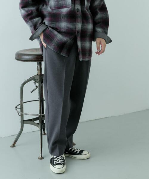 ITEMS URBANRESEARCH（アイテムズ アーバンリサーチ）の「高機能 ジャージーメルトン トラウザー（その他パンツ・メンズ・ブラック/チャコールグレー/ベージュ/ブラウン・MEDIUM/SMALL/LARGE）」の6枚目の写真