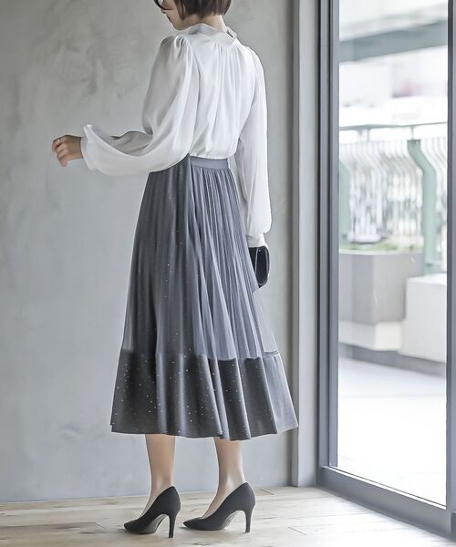 rps（アールピーエス）の「ラインストーンチュールレイヤープリーツ