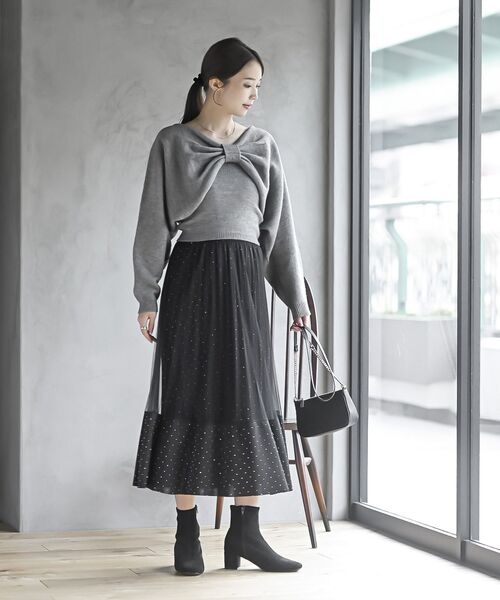 rps（アールピーエス）の「ラインストーンチュールレイヤープリーツ