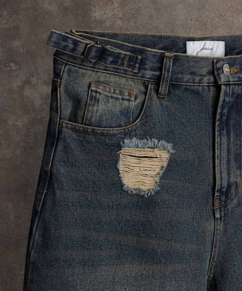 ADRER（アドラー）の「vintage side belt flare denim slacks / ヴィンテージサイドベルトフレアデニムスラックス（デニムパンツ・メンズ・ブルー/ブラック/ブルー系1/ブラック系1/ブルー系2/ブルー系3/グレー・XS/L/M/S）」の19枚目の写真