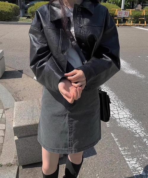 Dita Muaj.(ディータムアージュ)の「ショートレザー ジャケット(ライダースジャケット・レディース・ブラック/テラコッタ・FREE)」の7枚目の写真
