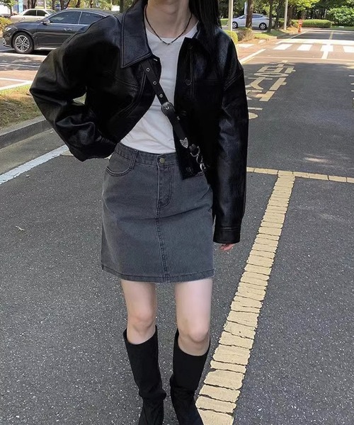 Dita Muaj.(ディータムアージュ)の「ショートレザー ジャケット(ライダースジャケット・レディース・ブラック/テラコッタ・FREE)」の4枚目の写真