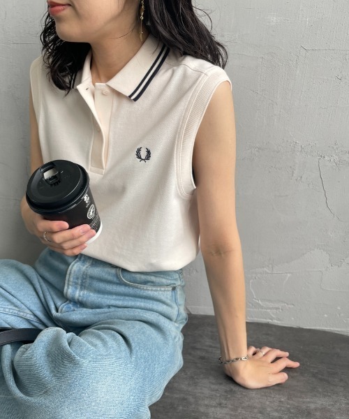 FRED PERRY（フレッドペリー）の「[FRED PERRY/フレッドペリー] ツインティップライン ノースリーブポロシャツ（ポロシャツ・レディース・アイボリー/ブラック・10）」の5枚目の写真