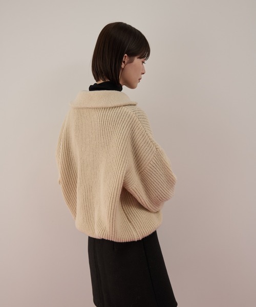 Shelly island（シェリーアイランド）の「ハーフジップニットトップス