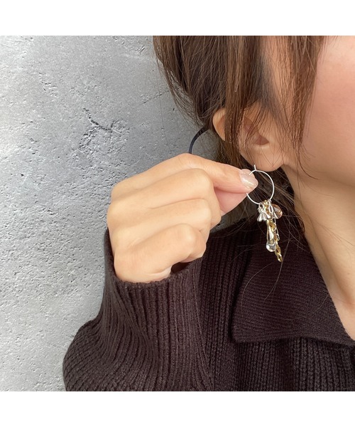 tone(トーン)の「【musk】チェーンミックスのフープピアス(MA)(ピアス(両耳用)・レディース・ゴールド・FREE)」の3枚目の写真