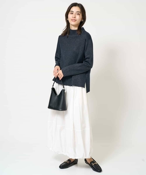 a.v.v(アーヴェヴェ)の「【WEB限定】バルーンスカート(スカート・レディース・チャコールグレー/ホワイト・38/40/36)」の4枚目の写真