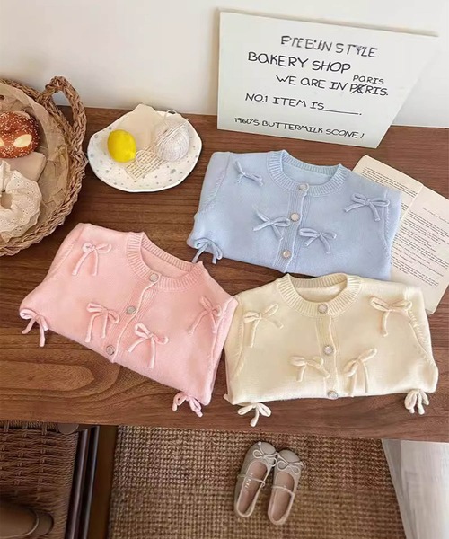 aimoha(アイモハ)の「【aimoha-KIDS-】キャンディースリーブリボンカーディガン(カーディガン/ボレロ・キッズ・ピンク/ブルー/オフホワイト・120/110/100/90/140/130)」の12枚目の写真