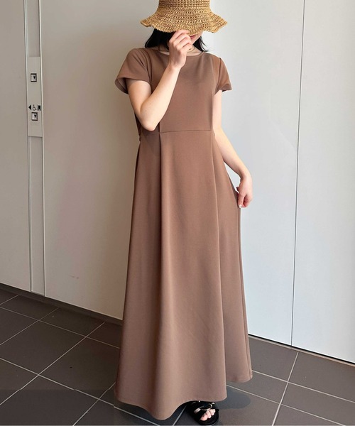 RANAN（ラナン）の「ウエストタックフレアワンピース（ワンピース・レディース・ブラック/グレイッシュベージュ/ネイビー/モカ・LL/L/M）」の22枚目の写真