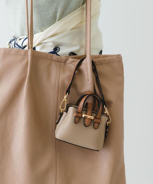 RODE SKO（ロデスコ）の「チェーンショルダーナノバッグ（ショルダーバッグ・レディース・ブラック/アイボリー/ベージュ系その他・ONE）」の17枚目の写真