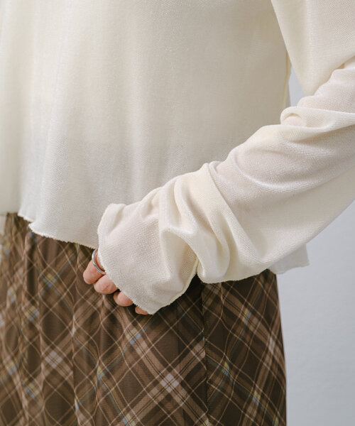 Kastane（カスタネ）の「【初夏まで着れる】BACK開きチュールTEE（Tシャツ/カットソー・レディース・アイボリー/ピンク/カーキ/ブルー・FREE）」の6枚目の写真