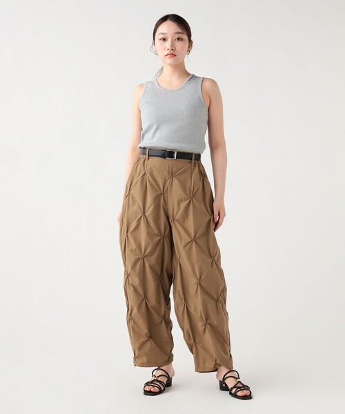 BEAMS HEART(ビームスハート)の「ピン刺繍 コクーンパンツ(その他パンツ・レディース・ホワイト系その他5/ブラック/カーキ・FREE)」の21枚目の写真