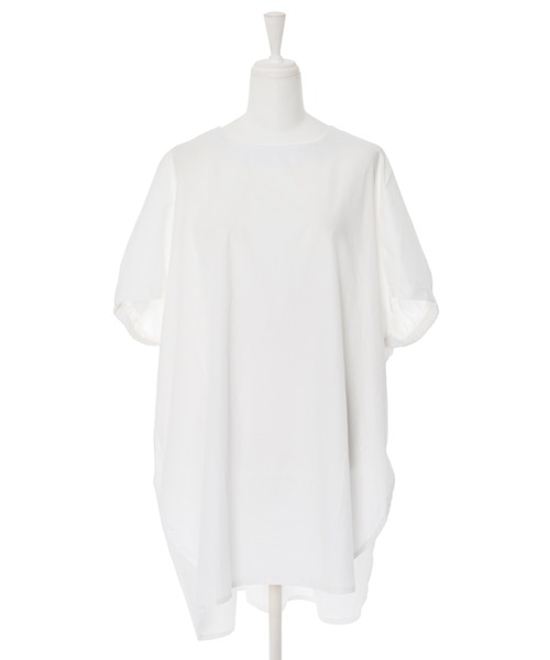 Narcissus(ナルシス)の「【WEB限定】ヘンケイスリットTシャツ(Tシャツ/カットソー・レディース・ブラック/ホワイト・FREE)」の1枚目の写真