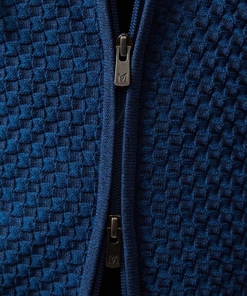 MICHEL KLEIN HOMME (ミッシェルクランオム)の「【セットアップ】ニットZIPアップパーカー(パーカー・メンズ・ブラック/ブルー・MEDIUM/LARGE/X-LARGE)」の19枚目の写真