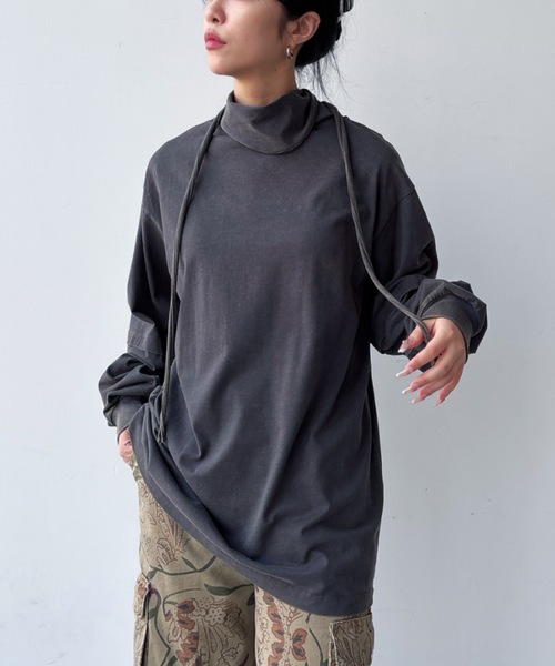 VACANCY(ヴァカンシー)の「スカーフ2wayピグメントトップス(Tシャツ/カットソー・レディース・ピンク/ホワイト/チャコールグレー・FREE)」の2枚目の写真