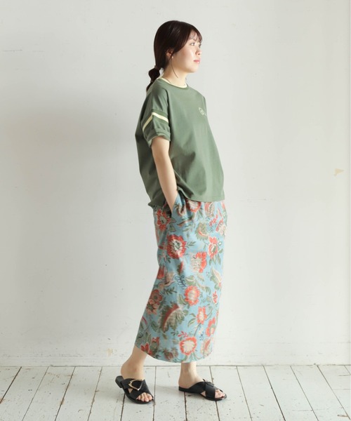 NOMBRE IMPAIR（ノンブルアンペール）の「ラインリブ綿天竺　フットボールTEE（Tシャツ/カットソー・レディース・ライトグレー/カーキ・FREE）」の19枚目の写真