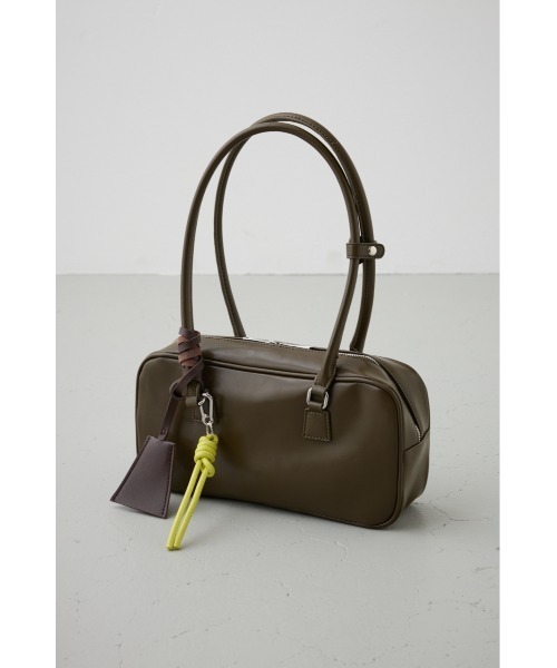 AZUL by moussy（アズールバイマウジー）の「マルチチャームセットスクエアハンドバッグ（ハンドバッグ・レディース・ブラック/カーキ・FREE）」の10枚目の写真