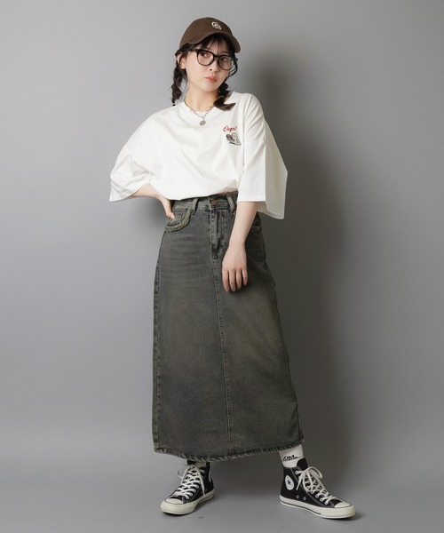 SPINNS(スピンズ)の「半袖オーバーサイズTシャツ/ホットケーキオバケ(Tシャツ/カットソー・レディース・オフホワイト/スミクロ/オートミール・ONESIZE)」の11枚目の写真