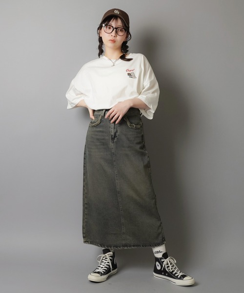 SPINNS(スピンズ)の「半袖オーバーサイズTシャツ/ホットケーキオバケ(Tシャツ/カットソー・レディース・オフホワイト/スミクロ/オートミール・ONESIZE)」の12枚目の写真