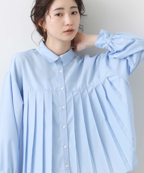 Gready Brilliant(グレディブリリアン)の「ブロードプリーツシャツ(シャツ/ブラウス・レディース・サックスブルー/オフホワイト・FREE)」の11枚目の写真