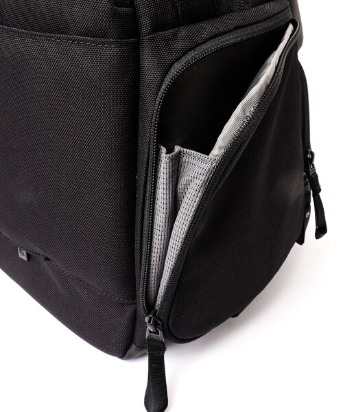incase（インケース）の「【Incase/インケース】A.R.C Duffel（ボストンバッグ・メンズ・ブラック・FREE）」の7枚目の写真