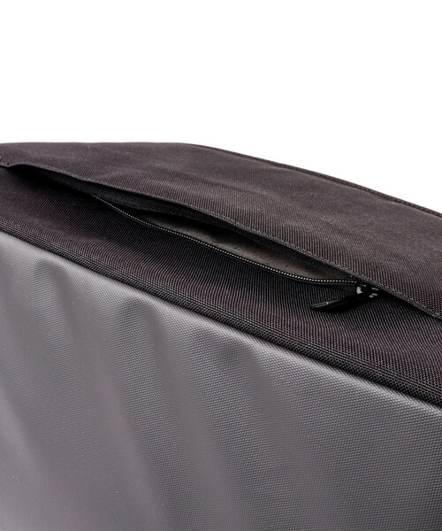 incase（インケース）の「【Incase/インケース】A.R.C Duffel（ボストンバッグ・メンズ・ブラック・FREE）」の16枚目の写真