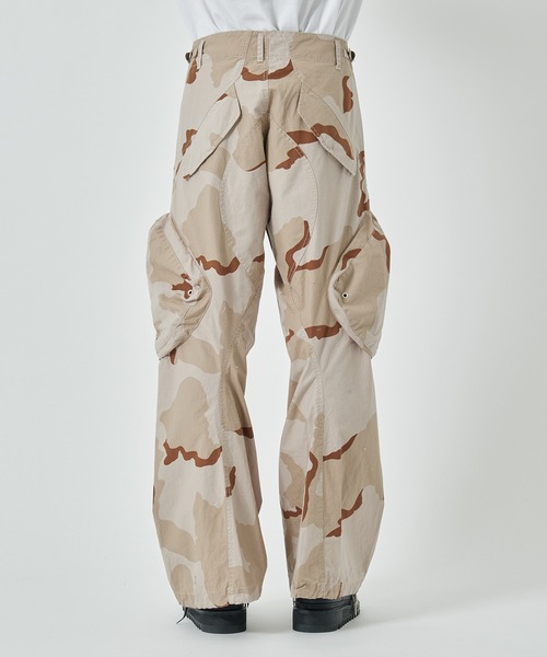 NVRFRGT(ネヴァーフォーゲット)の「【NVRFRGT】3D TWISTED CARGO PANTS(カーゴパンツ・メンズ・その他3・2/1)」の4枚目の写真