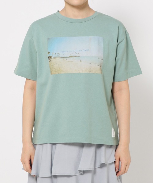 mysty woman（ミスティウーマン）の「【花盛友里さんコラボ】コラボフォトレギュラーTシャツ 493894（Tシャツ/カットソー・レディース・グリーン/ピンク/オフホワイト/ホワイト・FREE）」の21枚目の写真