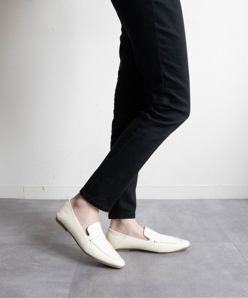 Fabby fabby（ファビィーファビィー）の「ローファーサイドメタルシューズ（ローファー・レディース・シルバー/ベージュ/オフホワイト/ブラック・SMALL/LARGE/MEDIUM）」の21枚目の写真